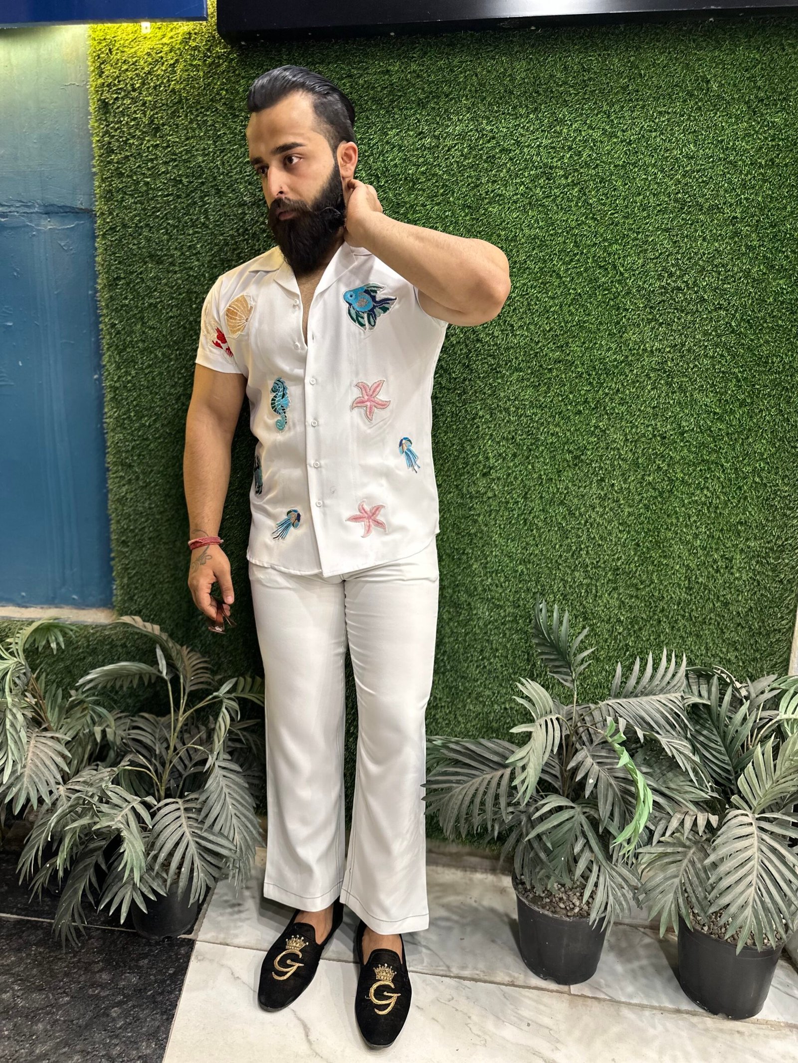 Beachy vibes in white