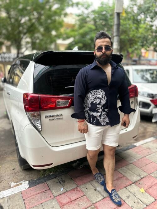 The Medusa ( Thread with highlight beads)